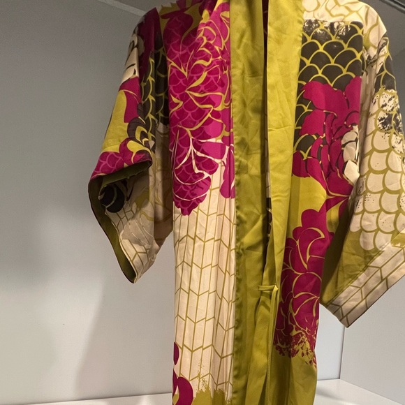 Natori Ramini satin robe kimono long S caftan nightgown - Picture 4 of 5